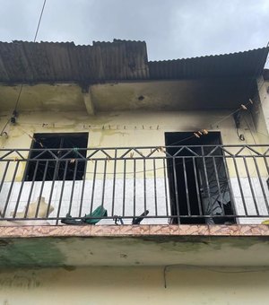 Residência no Centro de São Miguel dos Campos é destruída após incêndio