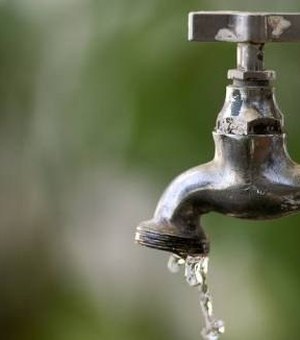 Problema elétrico em reservatório prejudica abastecimento de água no Jacintinho