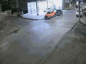 Carros ‘voando’ em perseguição policial chamam atenção em Belo Horizonte