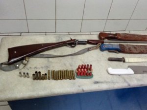 Polícia prende suspeitos de furtar veículos usando bloqueador de sinal de alarme