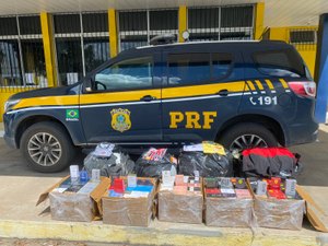 Durante abordagem a ônibus, PRF apreende mais de 100kg de mercadoria sem nota fiscal