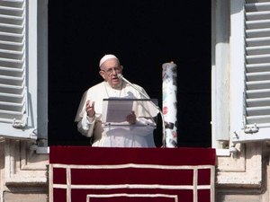 Papa Francisco preocupado que ‘moda’ da homossexualidade invada a Igreja