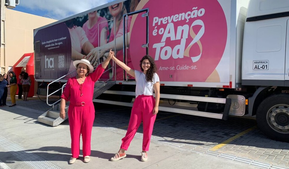 Carreta de Amor chega a Delmiro Gouveia para levar consciência do combate ao câncer às mulheres sertanejas
