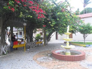 Dupla armada realiza assalto no Centro de Japaratinga