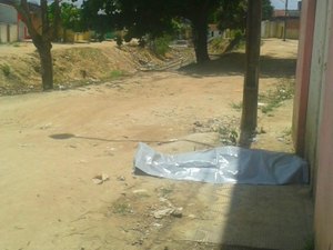 Idoso passa mal e morre enquanto caminhava