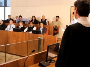 Homem que esfaqueou compadre é condenado a mais de 12 anos no Sertão