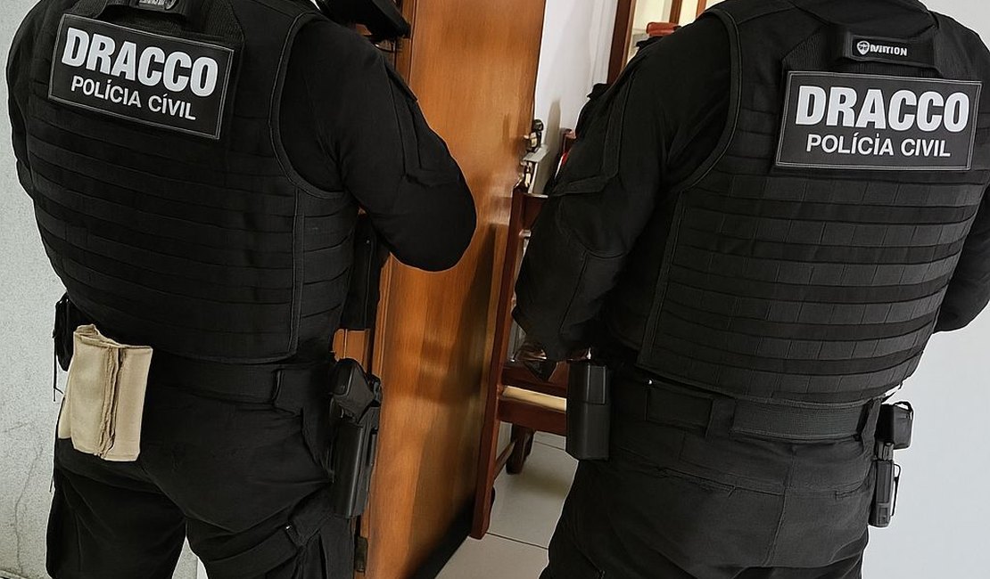 Polícia cumpre mandados contra suspeitas de desvio de R$ 600 mil de recursos públicos em ONG de Maceió