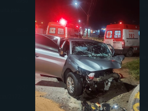 [Vídeo] Um pessoa morre e outras três ficam feridas durante acidente em frente ao Hospital Metropolitano