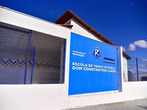 Luciano Barbosa entrega modernização da Escola Dom Constantino Lüers na segunda (4)