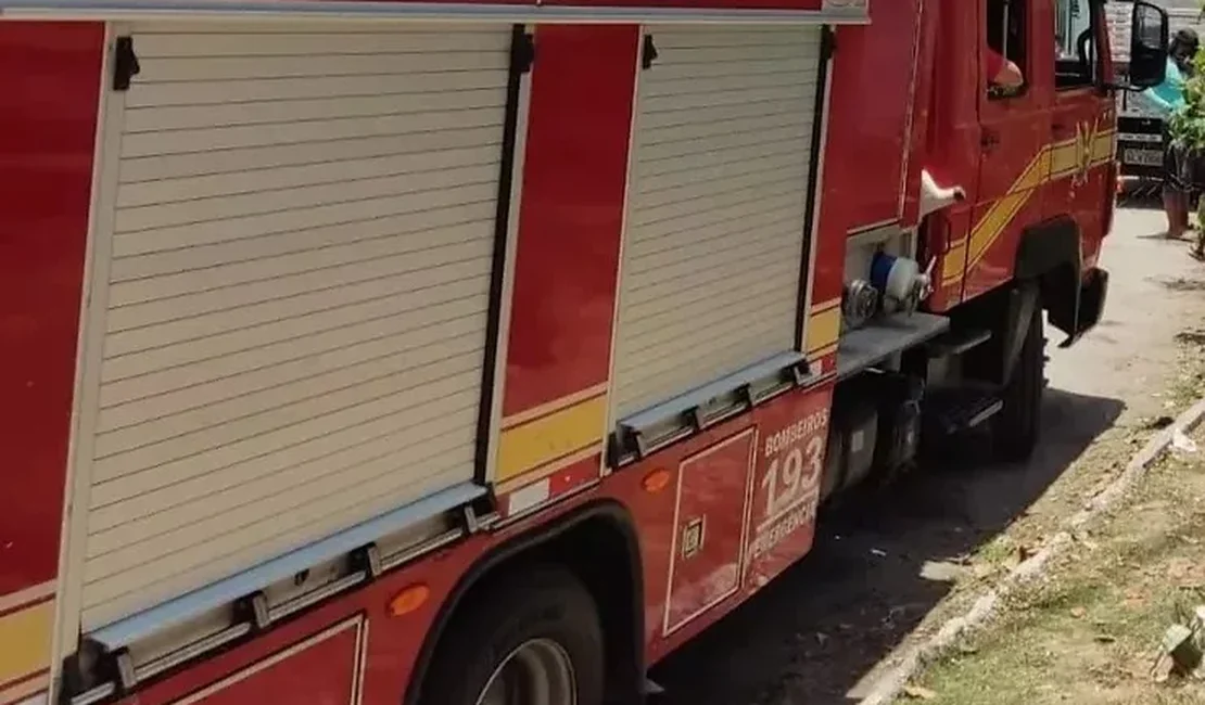 Incêndio é registrado em apartamento no bairro Cidade Universitária