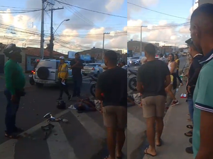Colisão entre carro e moto deixa homem ferido no Jacintinho, em Maceió