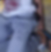 Jovem é assassinado a tiros e corpo é encontrado perto de mercado no Benedito Bentes