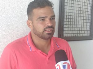 [Vídeo] André Nunes elogia Carlos Rabello: 'Na primeira impressão, todo mundo gostou'