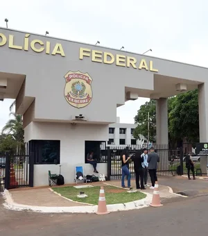 Remédios são levados para Bolsonaro, preso preventivamente em Brasília