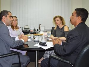 Órgãos discutem melhorias para o Presídio do Agreste