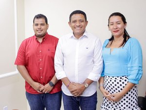 Júlio Cezar dá posse a dois secretários municipais
