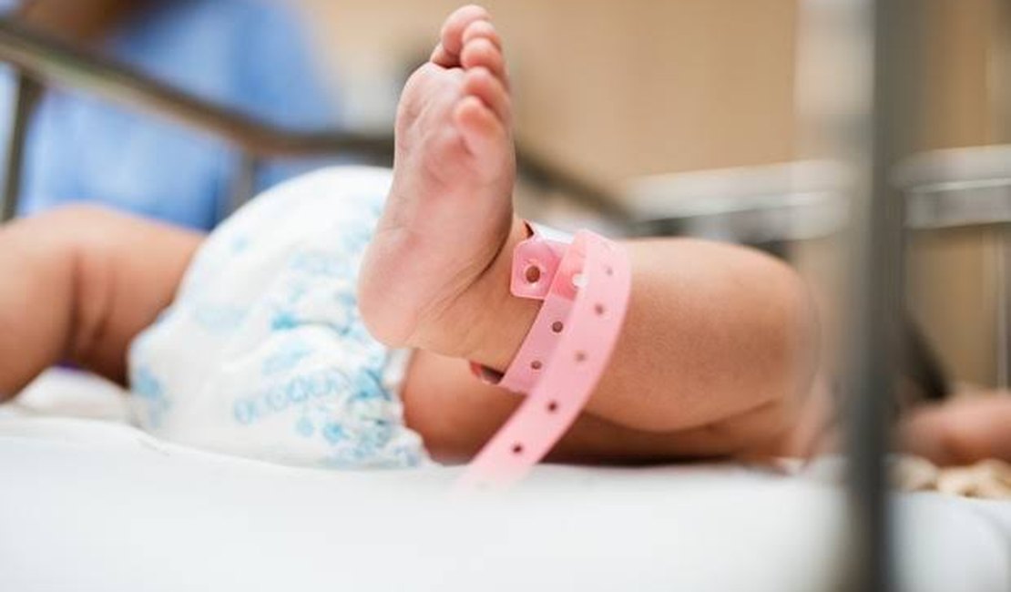 Bebê morre após UTI neonatal ser evacuada em princípio de incêndio