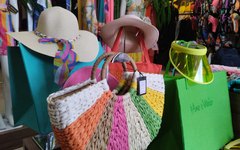 Decoração de Carnaval aquece as vendas no comércio de Arapiraca