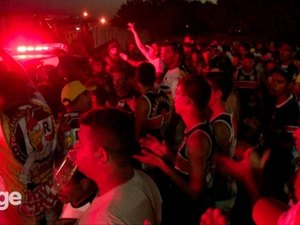 Torcida do River faz protesto após empate com o ASA