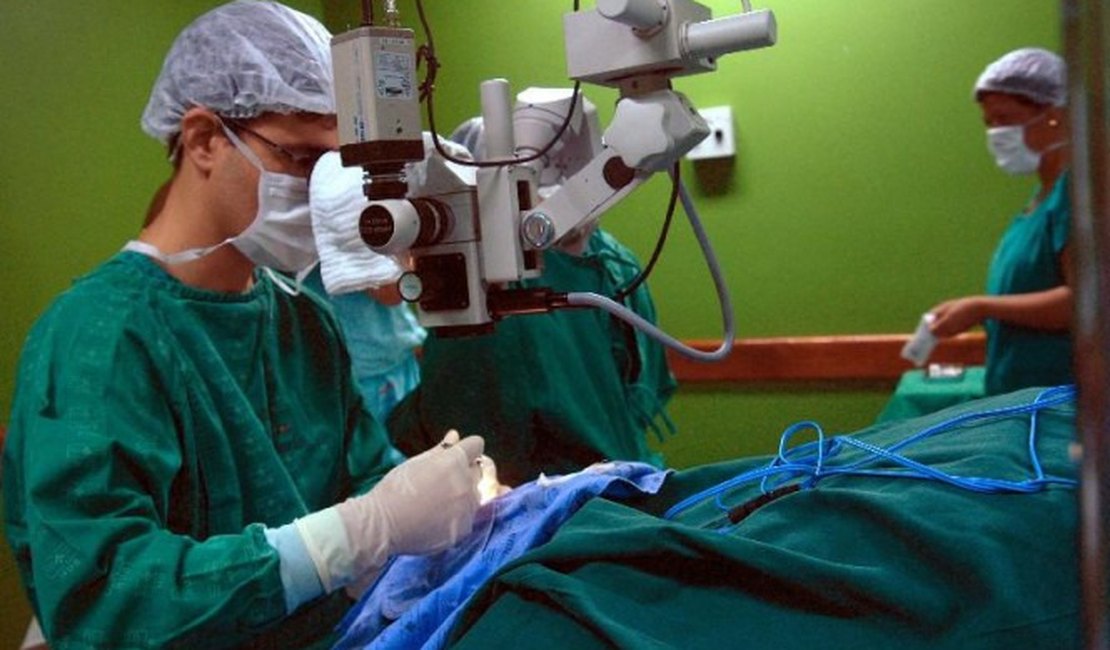 Mais de 60 pacientes esperam por cirurgia de quadril em Alagoas; a mesma de Lula