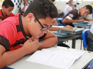 Escolas da rede estadual iniciam período para renovação de matrículas