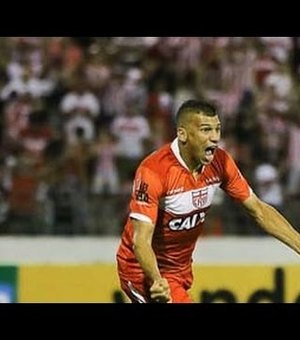 Neto Baiano decide e CRB vence Joinville de virada no Rei Pelé