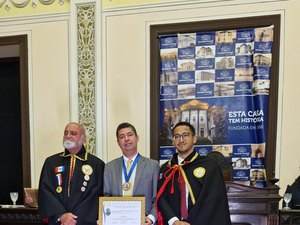 SINDAV entrega comenda a ministro do STJ e homenageia presidente em Maceió