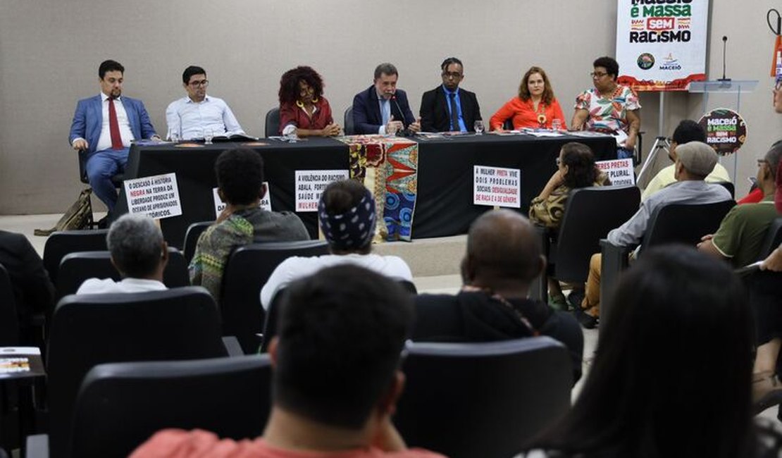 Entidades públicas e sociedade civil debatem a criação do Conselho de Igualdade Racial de Maceió