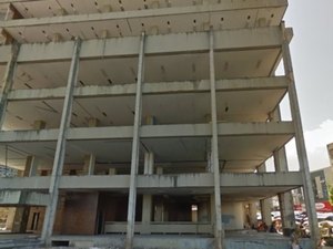 Rui publica decreto que regulamenta arrecadação de imóveis abandonados