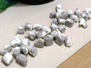 Polícia prende jovem com 36 papelotes de maconha no Clima Bom