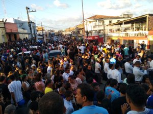 [Vídeo] Milhares de pessoas se despedem do vereador Jason Júnior