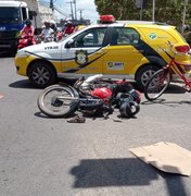 Ciclista invade contramão e é atingido por moto em Arapiraca