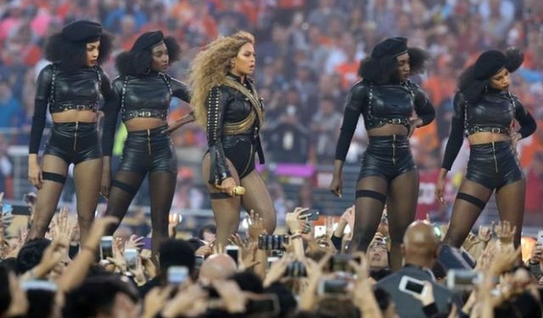 Após críticas ao racismo, Beyoncé vira alvo de denúncias e boicotes