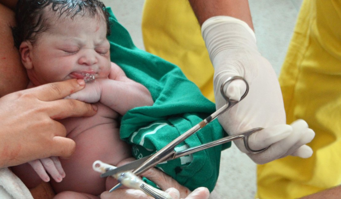 Cinco meses após inauguração, milésimo bebê nasce no Hospital da Mulher