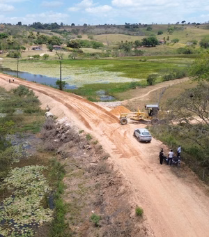 Prefeitura de Penedo conclui recuperação de estrada de acesso ao povoado Marizeiro