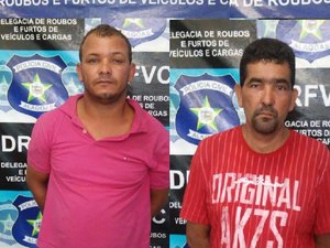 Polícia prende dupla por arrombar vários veículos na capital