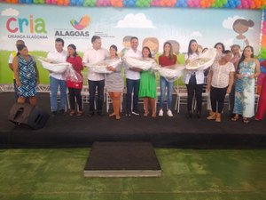 [Vídeo] Arena Cria em Arapiraca ampla número de beneficiárias e entrega kits enxoval