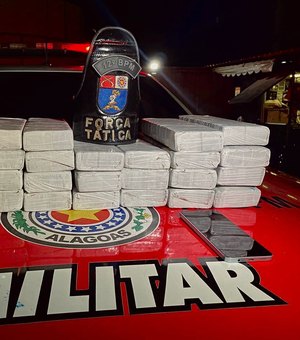 Denúncia anônima leva polícia a apreender mais de 24 kg de maconha em Maceió