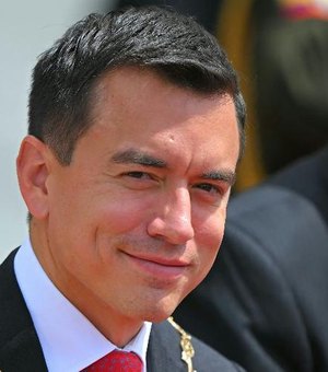 Presidente do Equador sofre tentativa de assassinato, diz governo