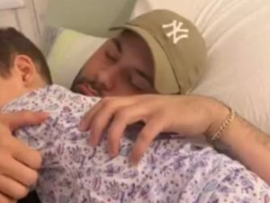 Mãe de Marília Mendonça mostra momento fofo de Léo com Murilo Huff: 'Matando a saudade'