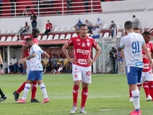 Derrota para o Vila Nova pode ter alto custo para o Avaí pensando em G4