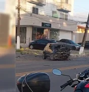 Homem morre após ser arremessado 20 metros em acidente de carro no Santa Amélia