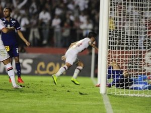 Centurión derruba o muro de Fábio, e São Paulo bate o Cruzeiro no Morumbi