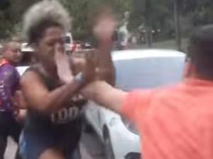 [Vídeo] Empresária é agredida e chamada de travesti ao sair de festa em Manaus