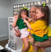 Alfredo Gaspar vota em Maceió e diz acreditar em vitória de Flávio no 1º turno