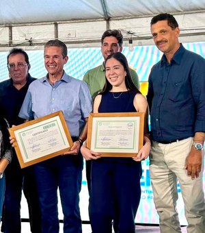 Conagreste entrega certificações SIM e SISBI à empresa de Viçosa