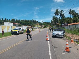 Acidente com três veículos deixa uma criança morta em Coruripe neste sábado (2)