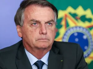 Bolsonaro dá entrada no Hospital das Forças Armadas