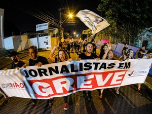 Jornalistas demitidos após greve são reintegrados pela OAM 