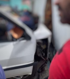 [ Vídeo] Homem morre e outro fica ferido após colisão de carro com muro na cidade de Mata Grande